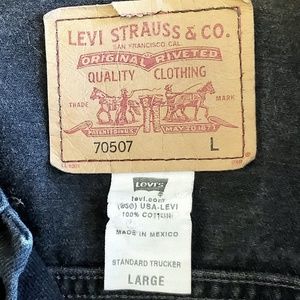Levi's Jackets & Coats - Vintage Levi's denim jacket Levi's Jackets & Coats - Vintage Levi's denim jacket